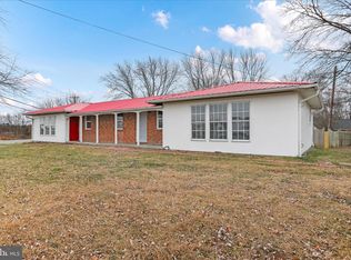 130 White Oak Rd, White Post, VA 22663