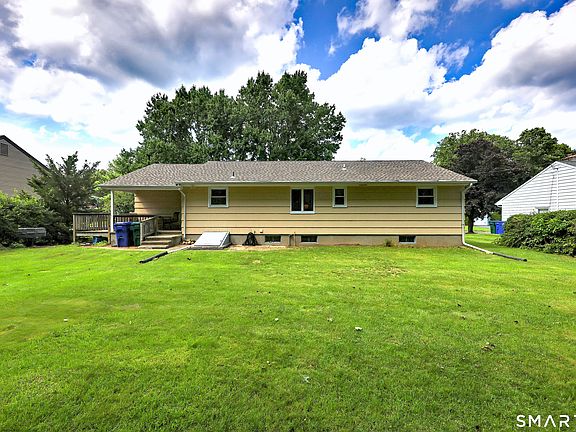 5th image of 265 Arrowhead Place