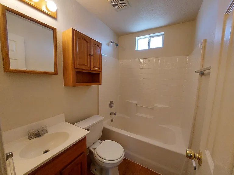 1705 Johnson St #B — Photo 5