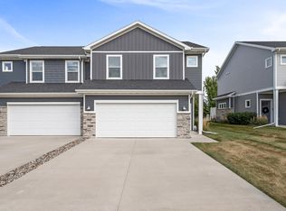212 Larson Dr, Huxley, IA 50124