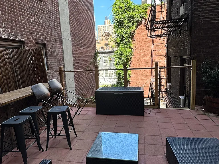 378 3rd Ave #3B — Photo 8
