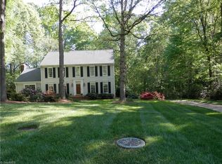 621 Chesham Dr, Kernersville, NC 27284