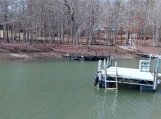 126 Friendship Pointe Dr, Seneca, SC 29678