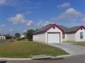 2nd image of 3505 Crisantema St