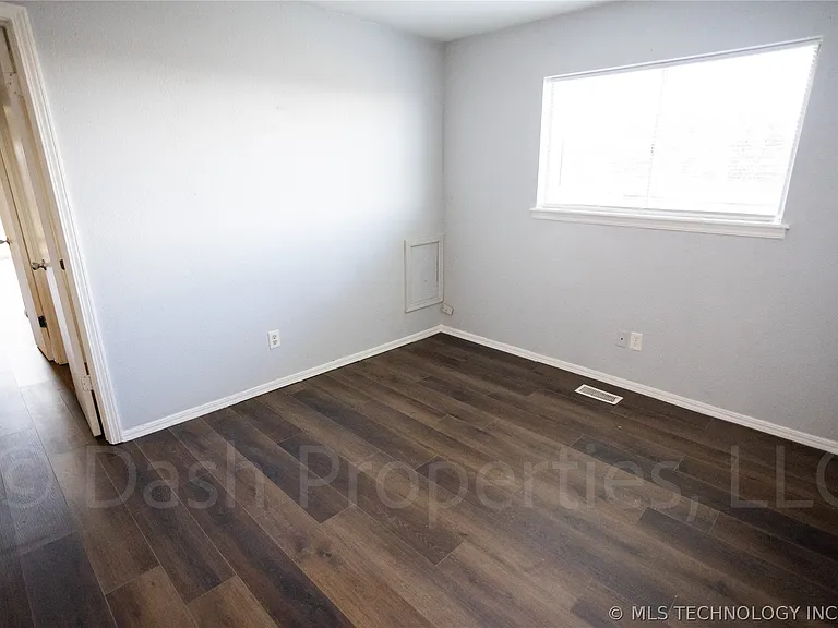 5104 S 75th East Ave — Photo 54