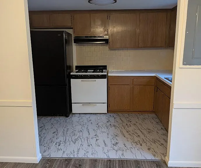 1214 Hill Rd #3 — Photo 1