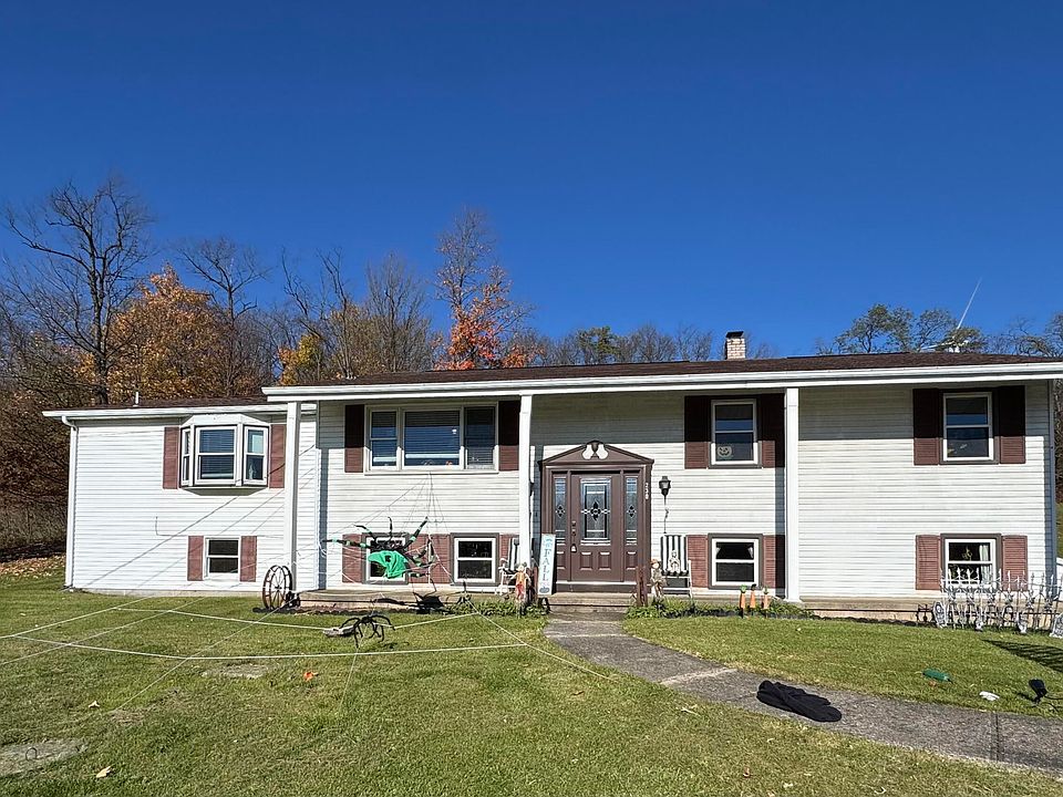 1st image of 230 Theatre Rd