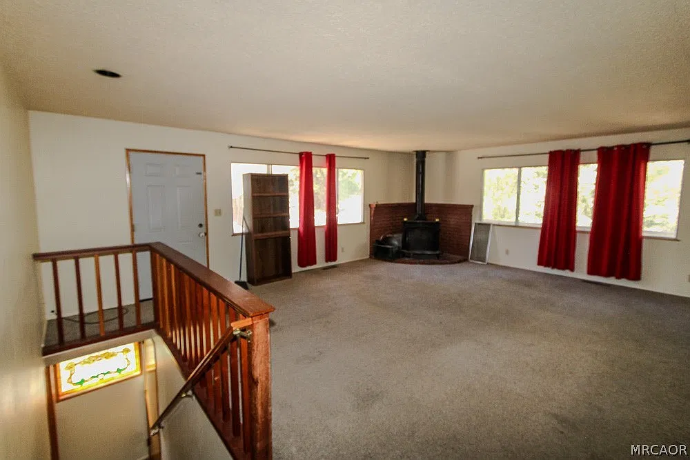 3 bed, 2.0 bath, 1600 sqft, $2,000 — Photo 4