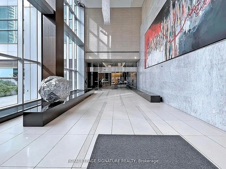 386 Yonge St #4508 — Photo 6