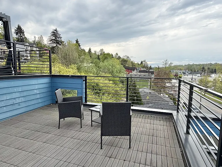 4526 Delridge Way SW #F — Photo 23