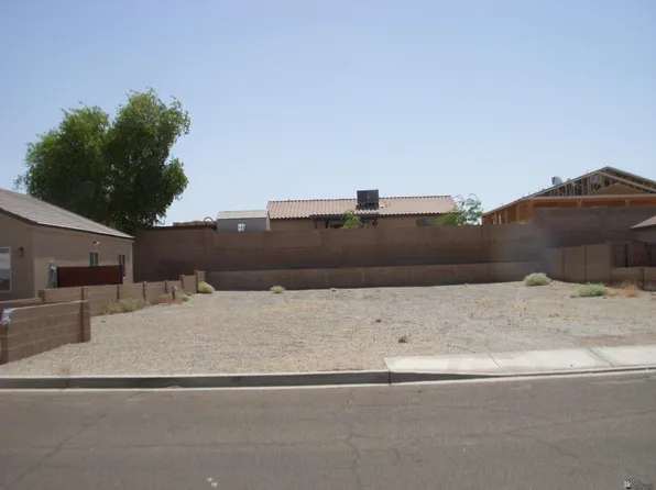10207 S Monsoon Ave, Yuma, AZ 85365