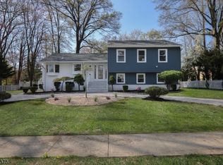 15 Roosevelt Ave, Berkeley Heights, NJ 07922