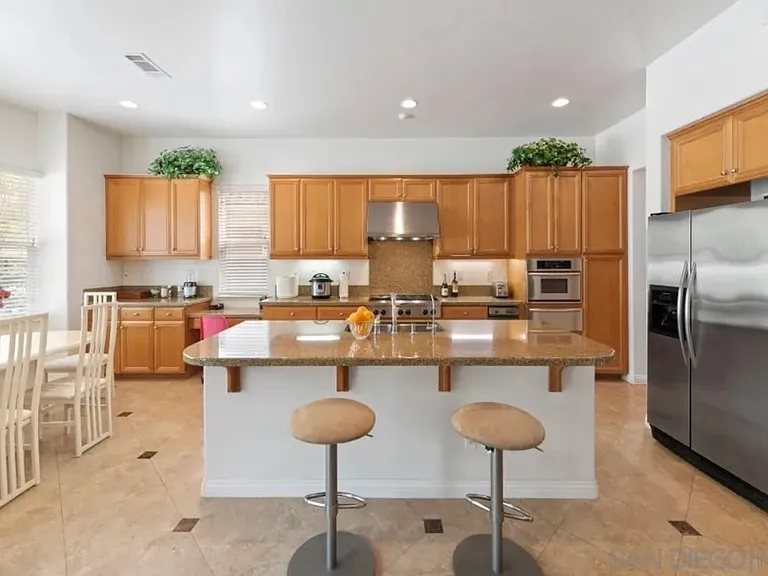 8120 Calle Catalonia — Photo 10