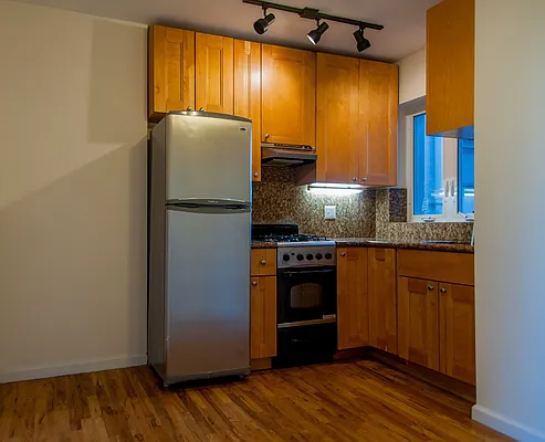 Rented by Nooklyn NYC LLC | media 12