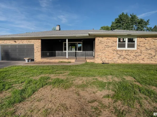 8501 49th St, Coal Valley, IL 61240