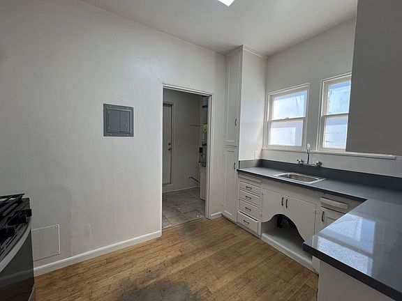 3rd image of 3865 4th Ave #Y