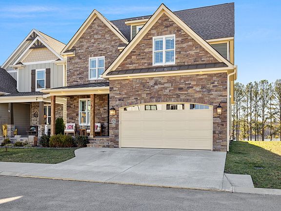 3rd image of 45 Dry Fork Dr