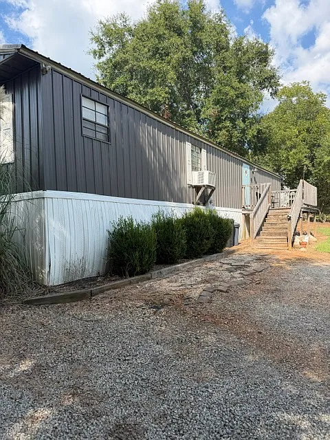 2 bed, $900 — Photo 2