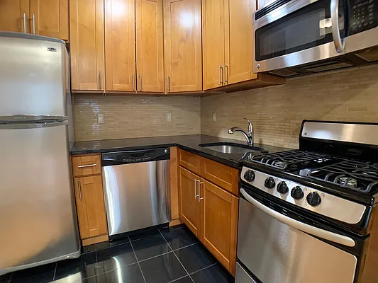 Rented by Corcoran | media 2