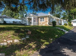 8714 Verree Rd, Philadelphia, PA 19115