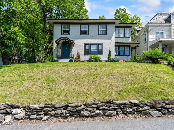 126 Maple Avenue, Troy, NY 12180