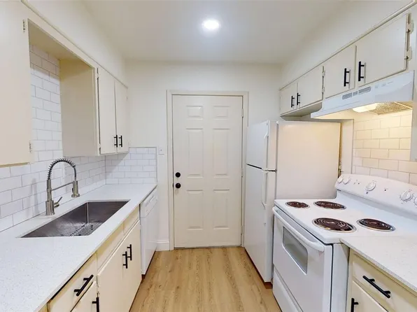 614 W Heard St APT 5, Cleburne, TX 76033