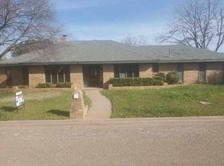 2550 Meadow Lake Dr, Abilene, TX 79606