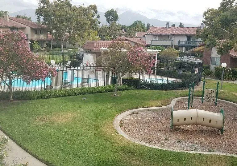 9835 Vail Dr — Photo 17