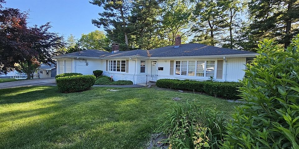 1st image of 22 Pondview Cir