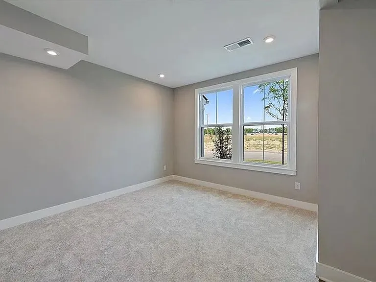 7234 Otley Dr — Photo 27