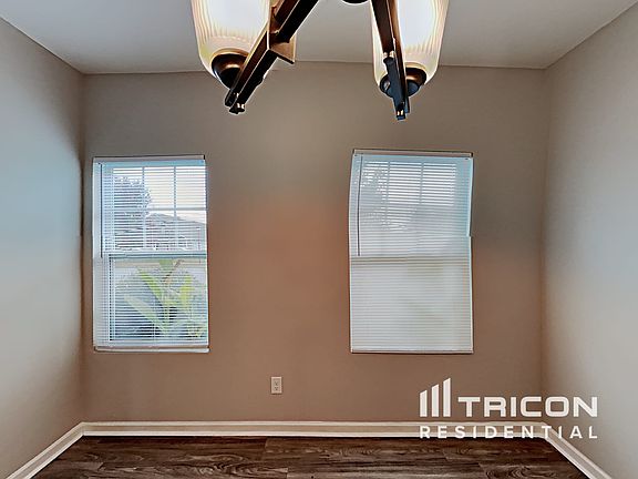 5th image of 132 Altondale Dr