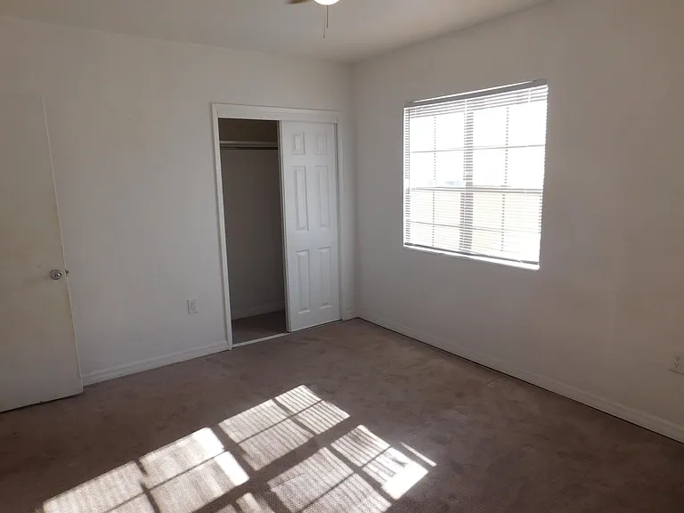 435 NW 30th Ave — Photo 16