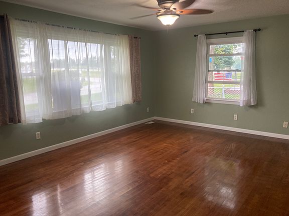4th image of 2218 Avenue B