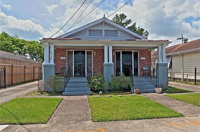 1st image of 8928 Apricot St