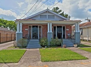 8928 Apricot St, New Orleans, LA 70118