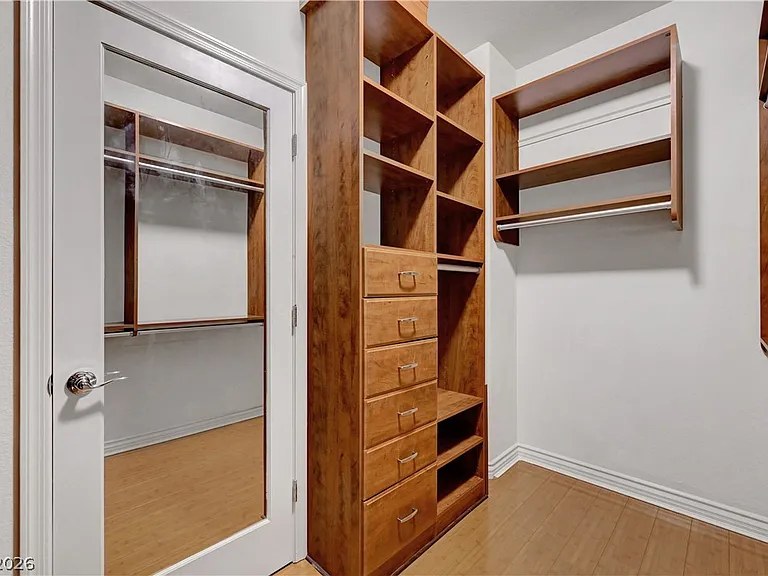 10240 Gladstone Peak St — Photo 29