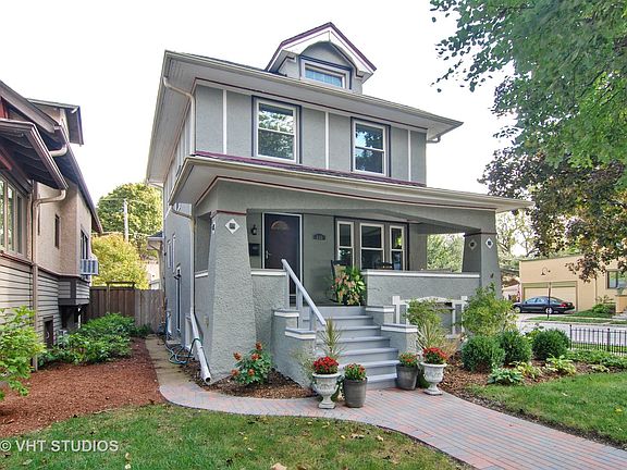 2nd image of 646 Clarence Ave