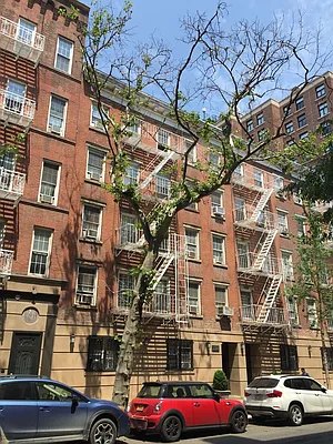 Rented by Sky Management | media 27