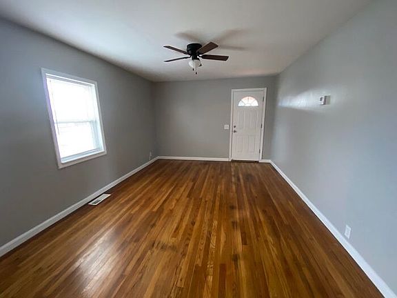 4th image of 5298 Franklin St