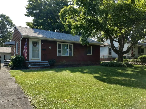 5415 Harmony Ln, Willoughby, OH 44094