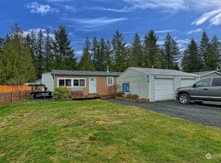 12727 W Macs Loop Rd, Granite Falls, WA 98252
