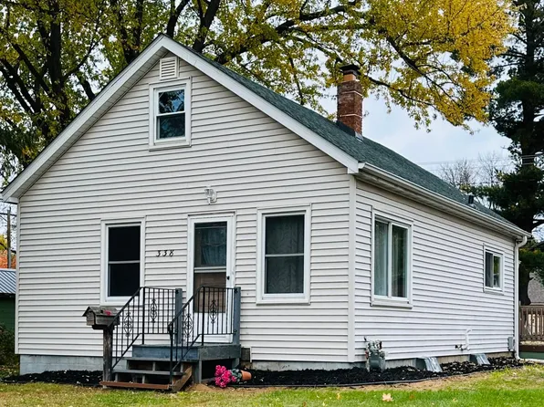 338 Birch St N, Cambridge, MN 55008