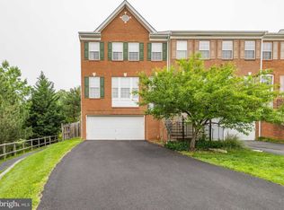 1748 Stuart Pointe Ln, Herndon, VA 20170