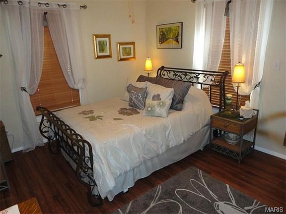 Master Bed room on the main floor.