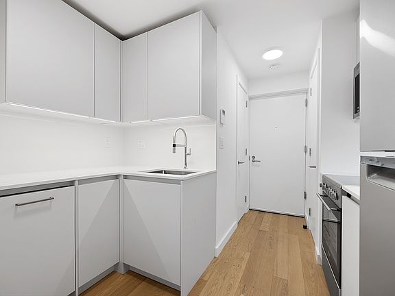 2nd image of 321 E 22nd St APT 1N