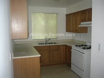 4th image of 229 W Linden Ave APT 201