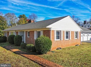 705 Woodlawn Ave, Front Royal, VA