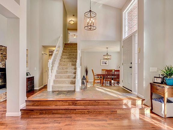 3rd image of 17108 New Market Dr