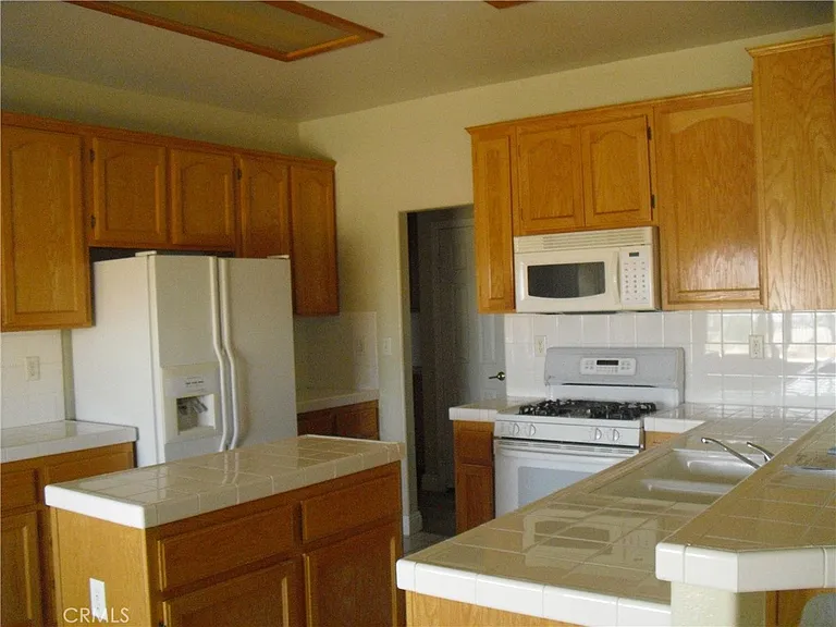 4209 W Grandview Dr — Photo 5
