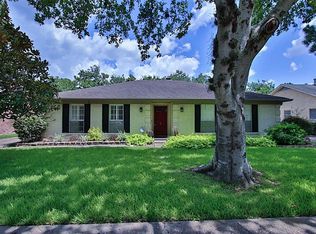 1723 Shannon Valley Dr, Houston, TX 77077